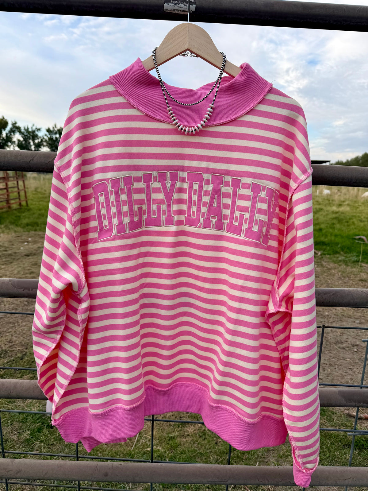 Dilly Dally Mockneck