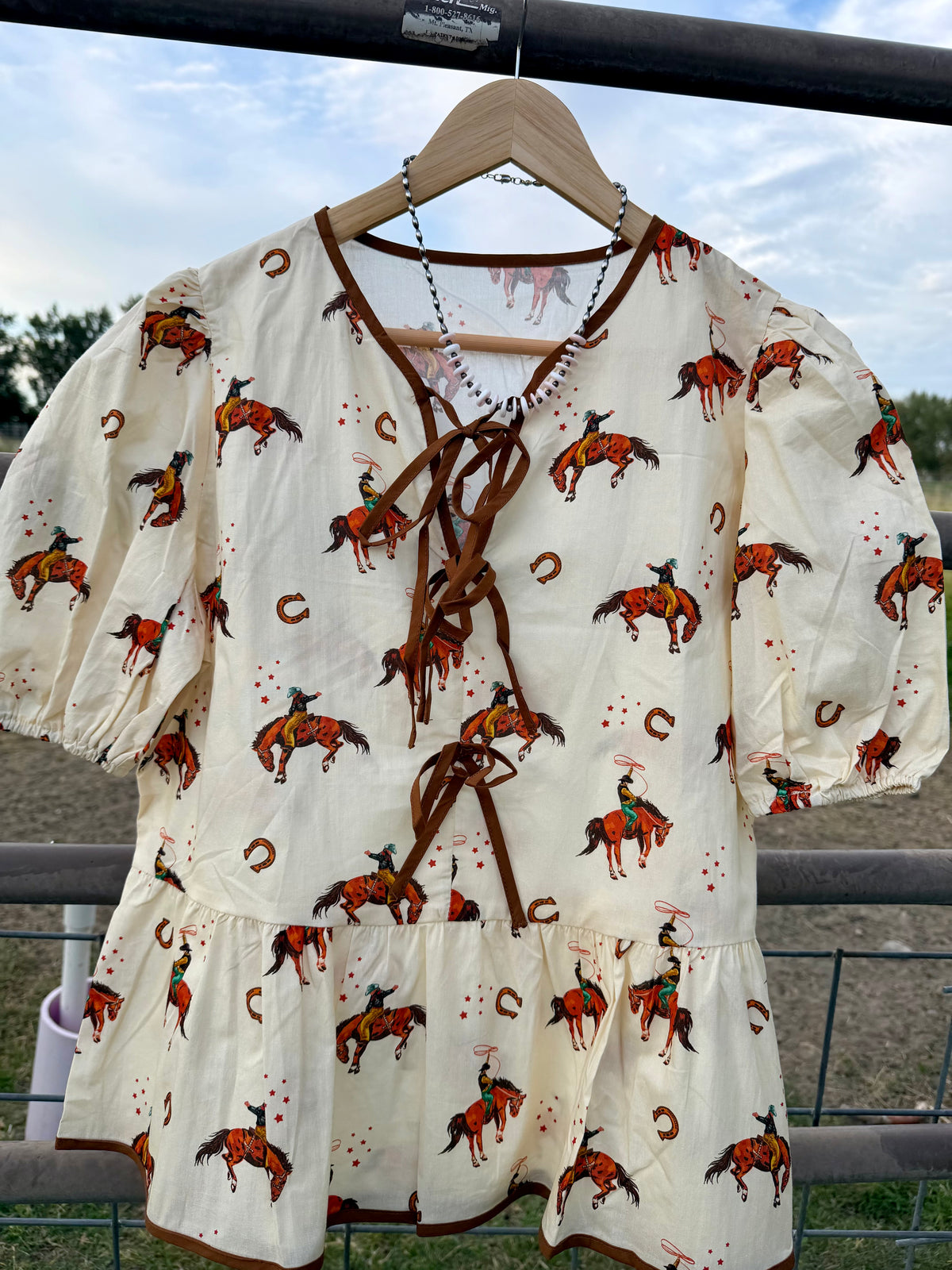 Prairie Bronc Top