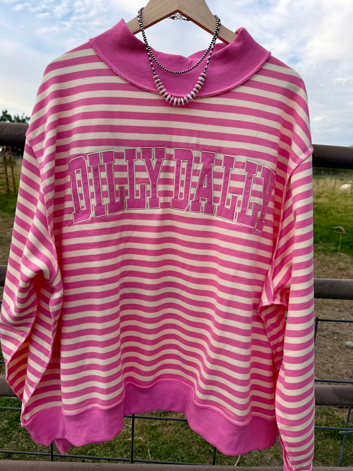 Dilly Dally Mockneck