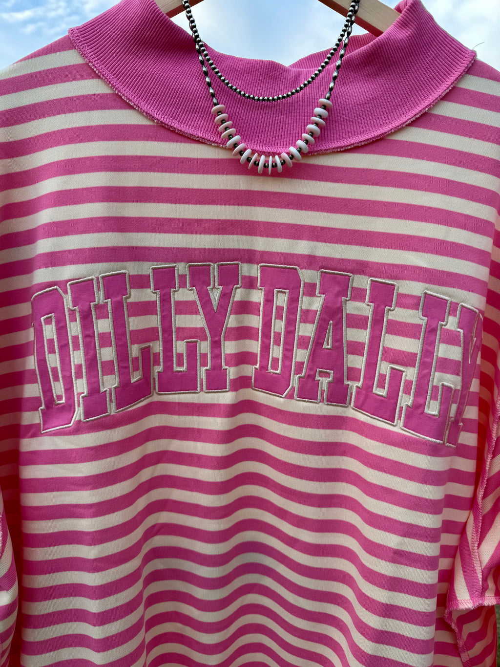 Dilly Dally Mockneck